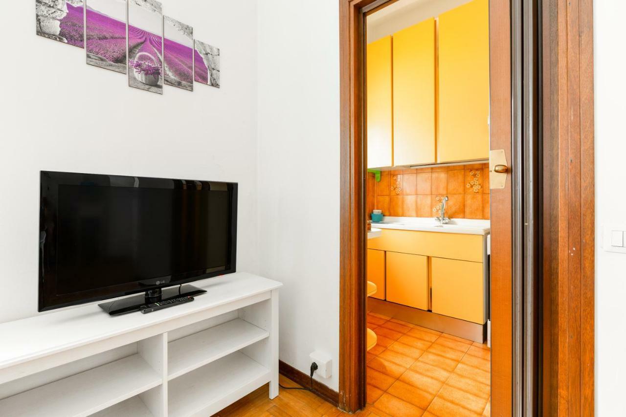 Bright Flat With Shared Garden Leilighet Milano Eksteriør bilde